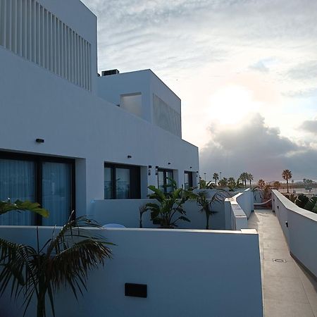 Hotel Apartamentos Hamus Conil De La Frontera Exterior photo